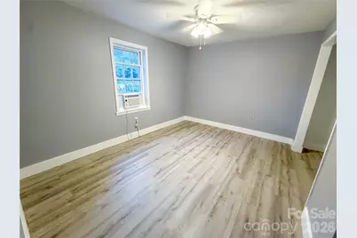 107 Drake Street, Gastonia, NC 28052 - Photo 3