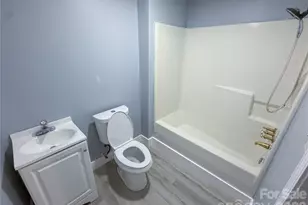 107 Drake St, Gastonia, NC 28052 - Photo 5