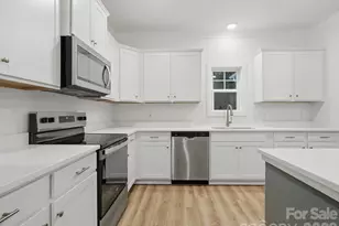 205 Shadowbrook Wy, Camden, SC 29020 - Photo 11