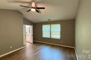 7725 Batavia Ln, Charlotte, NC 28213 - Photo 19