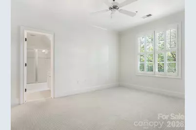 221 Crownsgate Court, Charlotte, NC 28207 - Photo 23