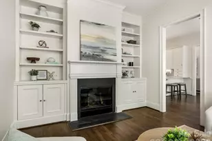 221 Crownsgate Ct, Charlotte, NC 28207 - Photo 15