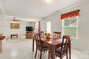 8602 Panglemont Drive, Charlotte, NC 28269 - Photo 13