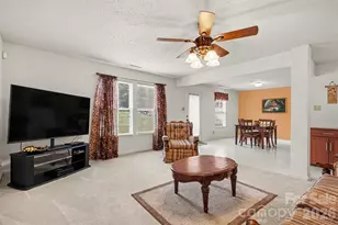 8602 Panglemont Drive, Charlotte, NC 28269 - Photo 15