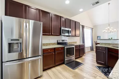 10933 Stone Trail Road, Charlotte, NC 28213 - Photo 9