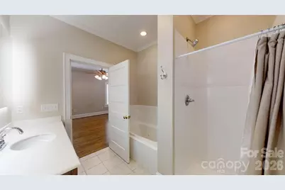 618 S Poplar Street, Lincolnton, NC 28092 - Photo 19