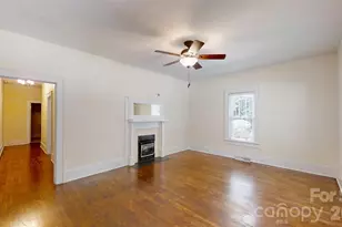 618 S Poplar St, Lincolnton, NC 28092 - Photo 3