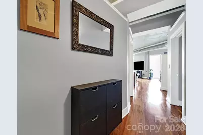 505 E 6th Street #909, Charlotte, NC 28202 - Photo 3