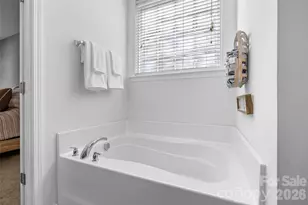 14918 Brotherly Ln, Charlotte, NC 28278 - Photo 17