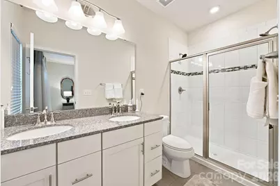 1321 Queen Lyon Court, Charlotte, NC 28205 - Photo 23