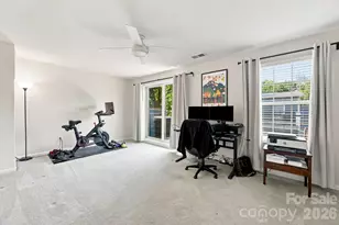 1321 Queen Lyon Ct, Charlotte, NC 28205 - Photo 25