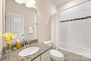 1321 Queen Lyon Ct, Charlotte, NC 28205 - Photo 29