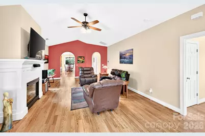 22 Banks Town Road, Weaverville, NC 28787 - Photo 3