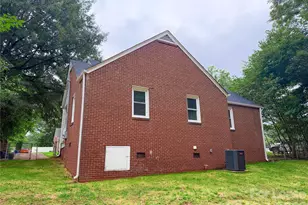 531 E Front St, Statesville, NC 28677 - Photo 19