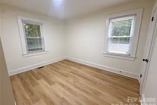531 E Front St, Statesville, NC 28677 - Photo 11
