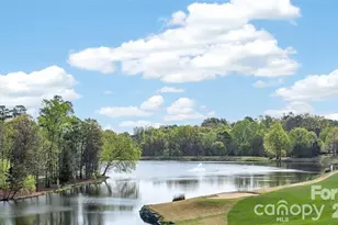 4409 Squirrel Trail Ln, Charlotte, NC 28269 - Photo 7