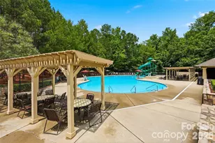 4409 Squirrel Trail Ln, Charlotte, NC 28269 - Photo 11