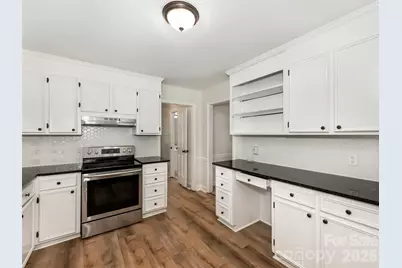 14200 Hackamore Drive, Matthews, NC 28105 - Photo 13