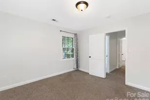 14200 Hackamore Dr, Matthews, NC 28105 - Photo 35