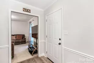 14200 Hackamore Dr, Matthews, NC 28105 - Photo 5