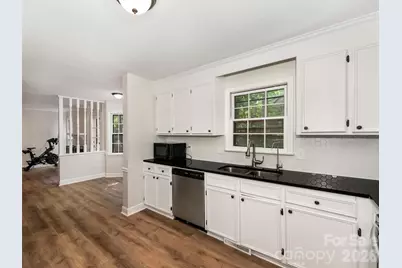 14200 Hackamore Drive, Matthews, NC 28105 - Photo 11