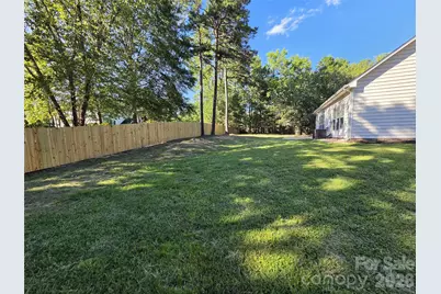 8800 Cavonnier Lane, Charlotte, NC 28216 - Photo 25