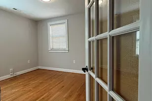 2218 Norcross Pl, Charlotte, NC 28205 - Photo 15