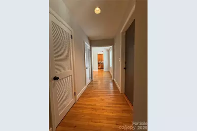 2218 Norcross Place, Charlotte, NC 28205 - Photo 17