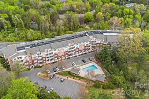 1000 E Woodlawn Rd, Charlotte, NC 28209 - Photo 37