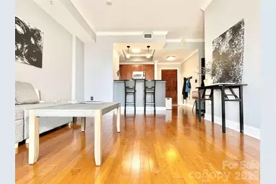 300 W 5th Street, Charlotte, NC 28202 - Photo 5