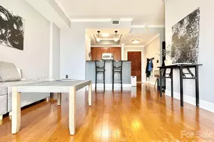 300 W 5th St, Charlotte, NC 28202 - Photo 5