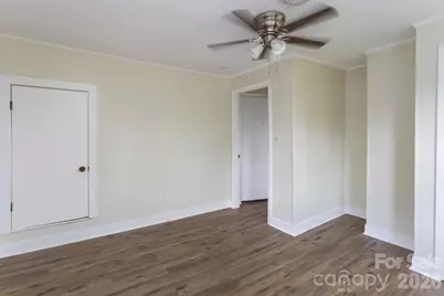 37 Water Street, Asheville, NC 28801 - Photo 7