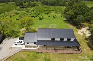 1726 Old Cheraw Hwy, Rockingham, NC 28379 - Photo 3