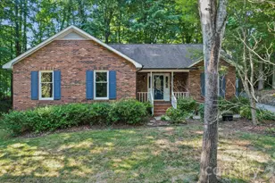 821 Deer Path Pl, Mooresville, NC 28115 - Photo 3