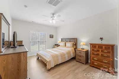 962 Trial Place, Newton, NC 28658 - Photo 13