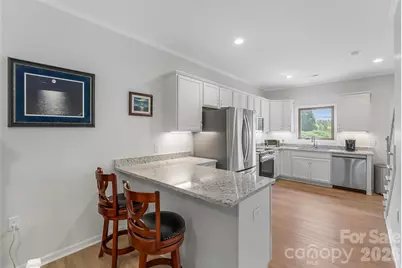 962 Trial Place, Newton, NC 28658 - Photo 5