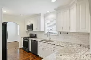 4824 Gilmore Dr, Charlotte, NC 28209 - Photo 15