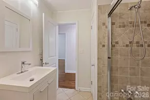4824 Gilmore Dr, Charlotte, NC 28209 - Photo 27
