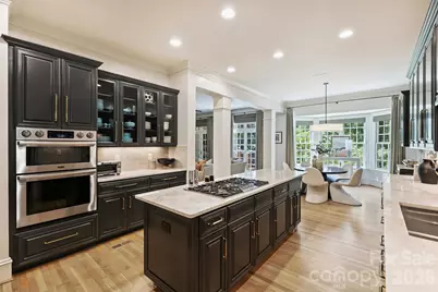 2115 Foxcroft Woods Lane, Charlotte, NC 28211 - Photo 11