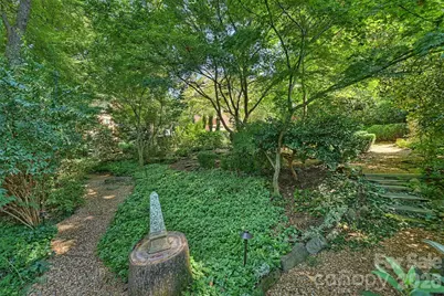 2115 Foxcroft Woods Lane, Charlotte, NC 28211 - Photo 41