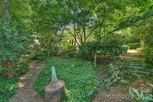 2115 Foxcroft Woods Ln, Charlotte, NC 28211 - Photo 41