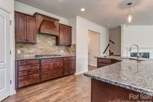10433 Honeyfur Ct, Charlotte, NC 28278 - Photo 13