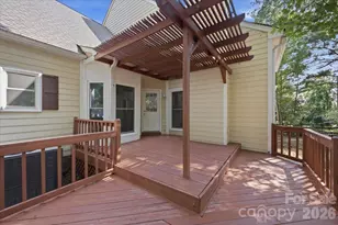9011 Coleshire Ct, Charlotte, NC 28269 - Photo 27