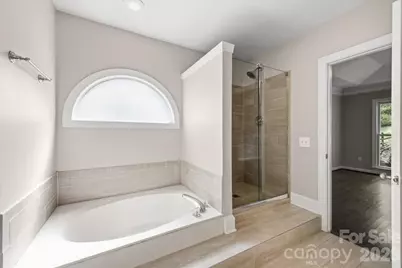 9011 Coleshire Court, Charlotte, NC 28269 - Photo 17