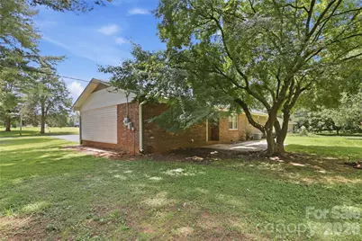 2819 Randolph Road, Statesville, NC 28625 - Photo 27
