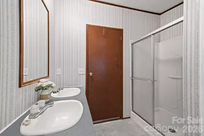 4904 Hwy 90 Highway, Collettsville, NC 28611 - Photo 17