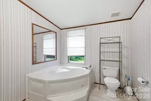 4904 Hwy 90 Hwy, Collettsville, NC 28611 - Photo 19