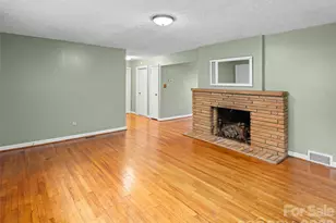 209 White Pine Dr, Asheville, NC 28805 - Photo 9