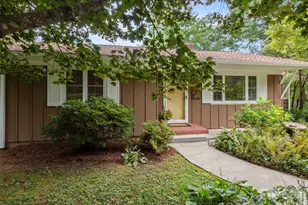 209 White Pine Dr, Asheville, NC 28805 - Photo 5