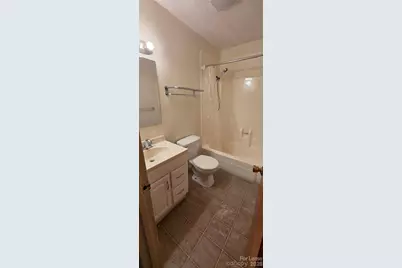 1075 7th Avenue NW, Hickory, NC 28601 - Photo 1